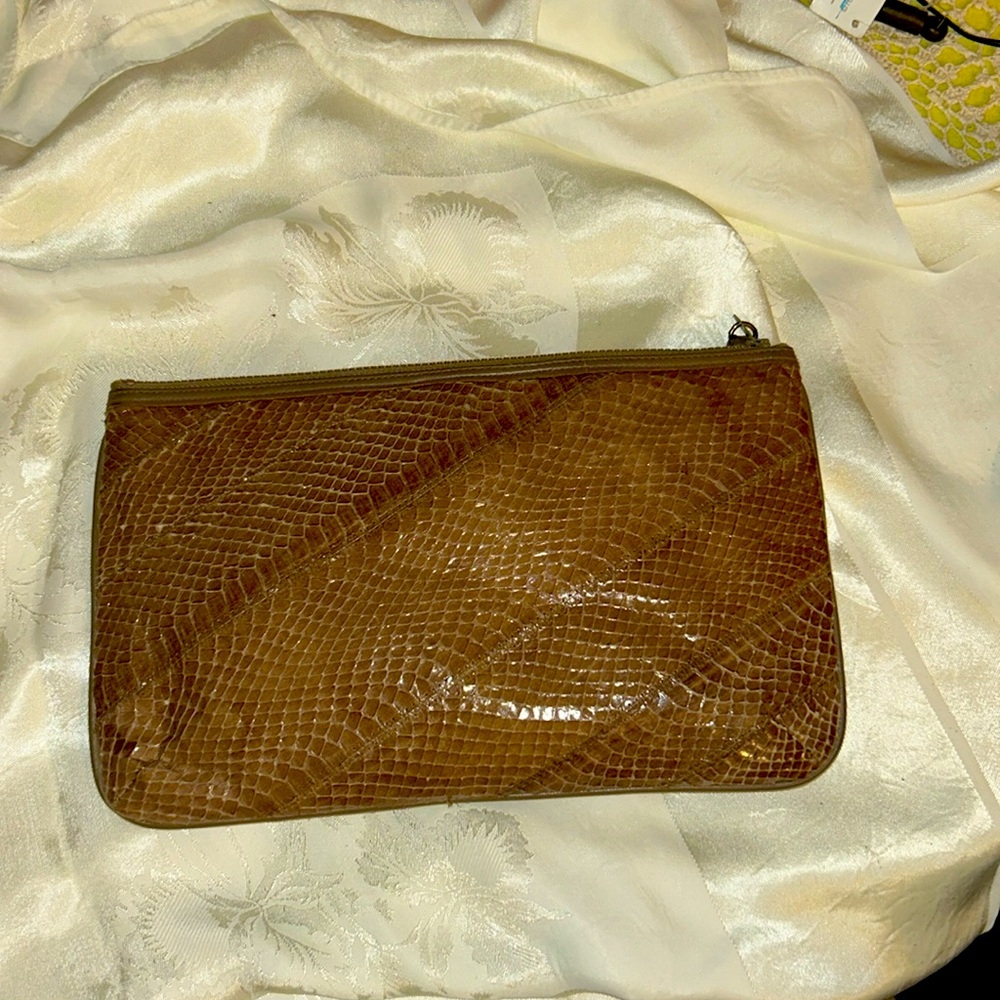 Brown vintage printed purse